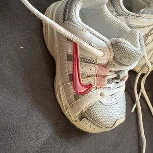 Vintage Nike Kids White and Pink Sneakers